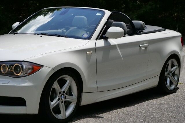 2011 BMW 1 Series 135i / Convertible / Harman Kardon Audio / Sport Package! High Point NC