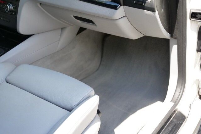 2011 BMW 1 Series 135i / Convertible / Harman Kardon Audio / Sport Package! High Point NC