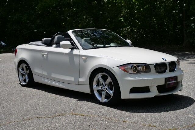 2011 BMW 1 Series 135i / Convertible / Harman Kardon Audio / Sport Package! High Point NC