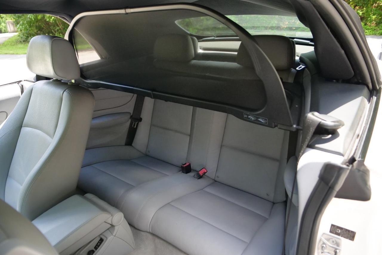 2011 BMW 1 Series 135i / Convertible / Harman Kardon Audio / Sport Package! High Point NC