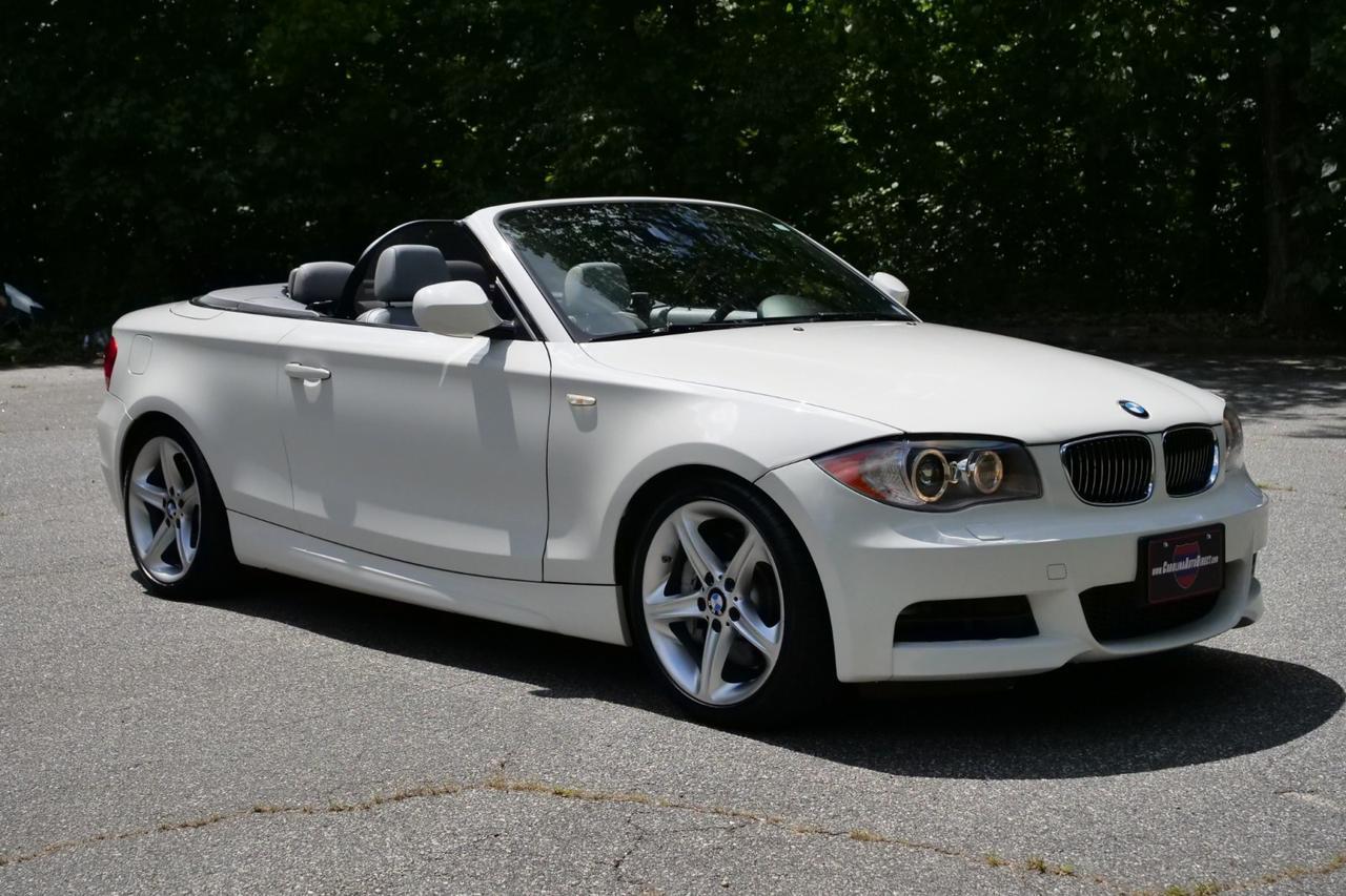 2011 BMW 1 Series 135i / Convertible / Harman Kardon Audio / Sport Package! High Point NC