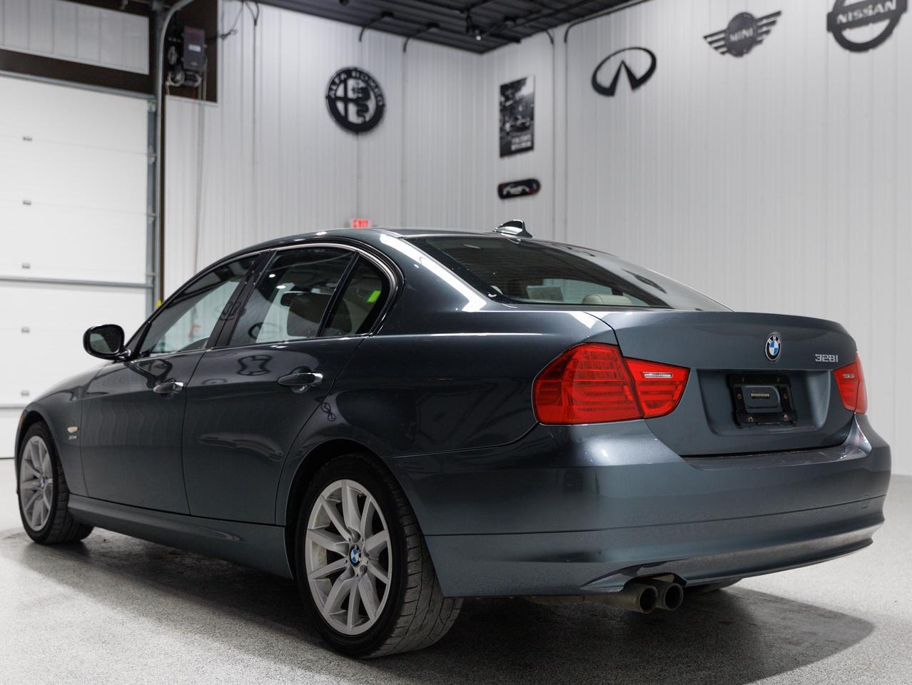 2011 BMW 3 Series 328i xDrive AWD Cranberry PA
