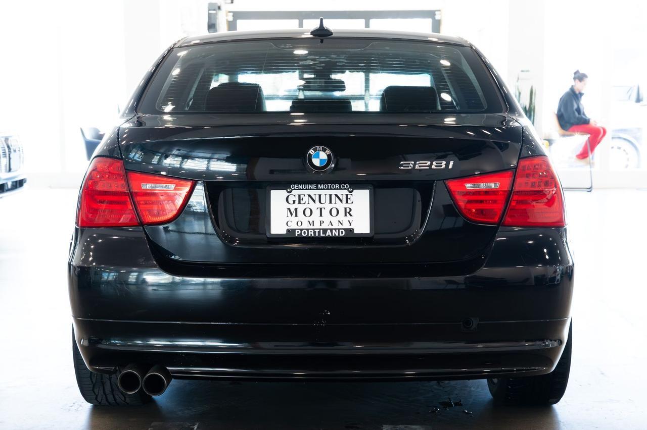 2011 BMW 3 Series 328i xDrive Gladstone OR