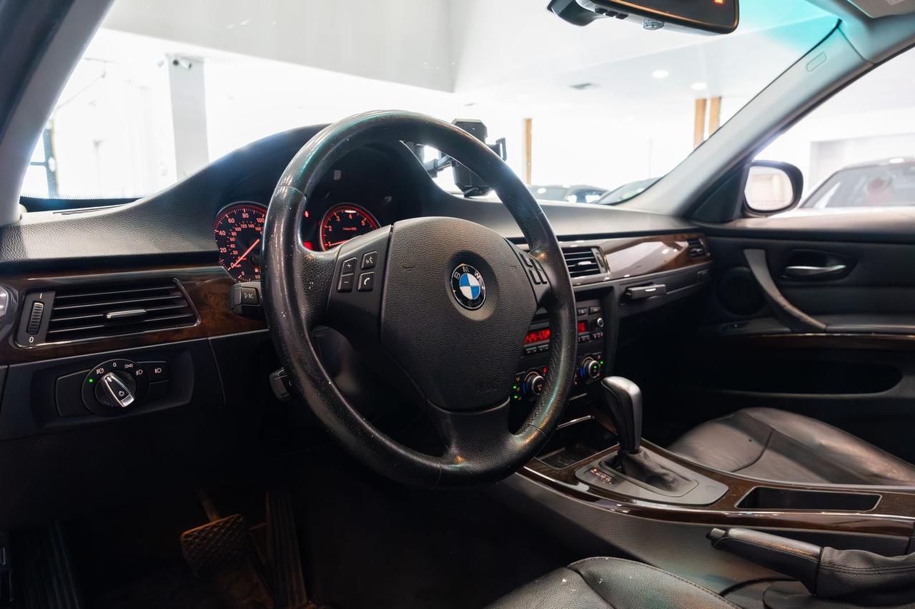 2011 BMW 3 Series 328i xDrive Gladstone OR