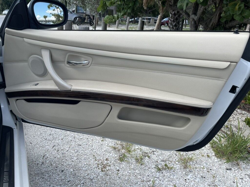 2011 BMW 3 Series 335i~2 DOOR CONVERTIBLE~HARDTOP~CRUISE CONTROL~LEATHER SEATS Sarasota FL
