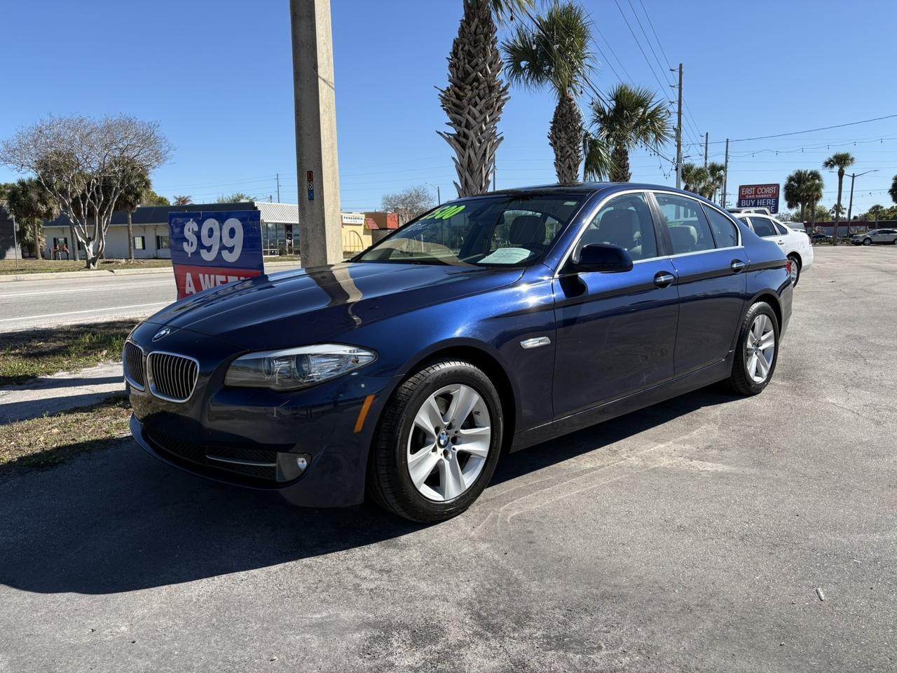 2011 BMW 5 Series 528i