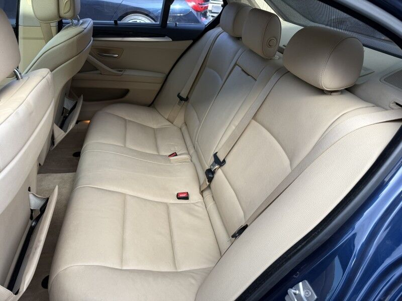 2011 BMW 528i 528i Willow Grove PA