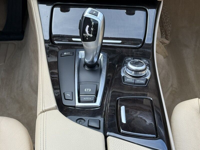 2011 BMW 528i 528i Willow Grove PA