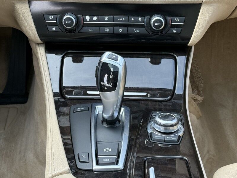 2011 BMW 528i 528i Willow Grove PA