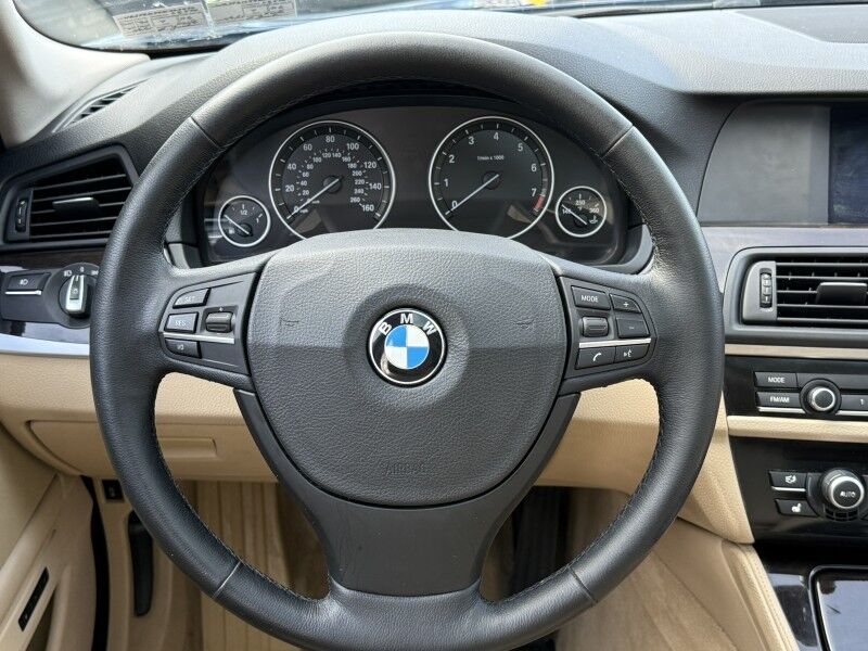 2011 BMW 528i 528i Willow Grove PA