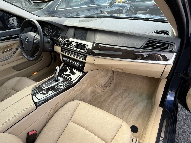 2011 BMW 528i 528i Willow Grove PA