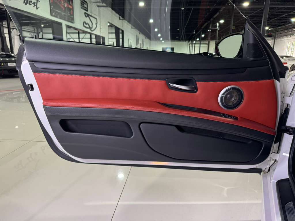 2011 BMW M3 6-SPEED MANUAL! Alpine White paint, Fox Red leather interior, carbon roof AND MORE!! Fort Lauderdale FL