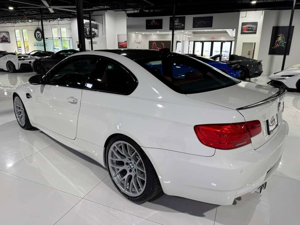 2011 BMW M3 6-SPEED MANUAL! Alpine White paint, Fox Red leather interior, carbon roof AND MORE!! Fort Lauderdale FL
