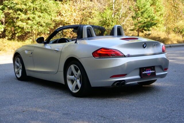 2011 BMW Z4 sDrive30i Roadster / Heated Leather Seats / Hard Top! High Point NC