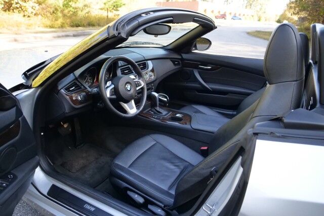 2011 BMW Z4 sDrive30i Roadster / Heated Leather Seats / Hard Top! High Point NC