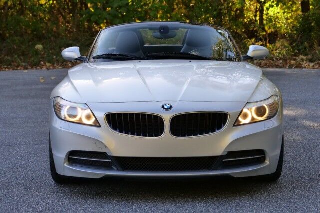2011 BMW Z4 sDrive30i Roadster / Heated Leather Seats / Hard Top! High Point NC