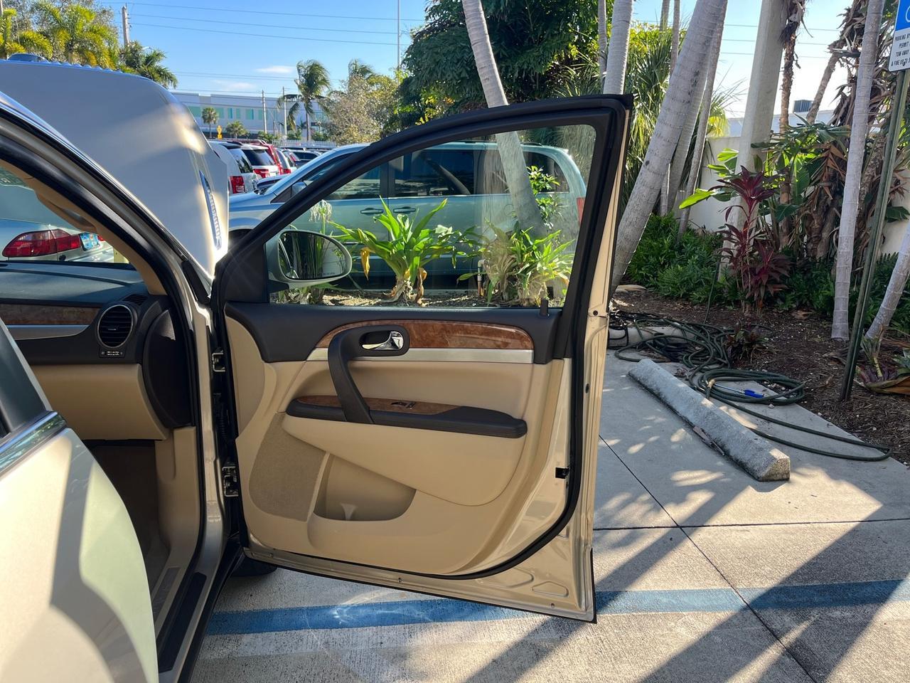 2011 Buick Enclave 1 FL CXL-1 LOW MILES 64,303 SUV Pompano Beach FL