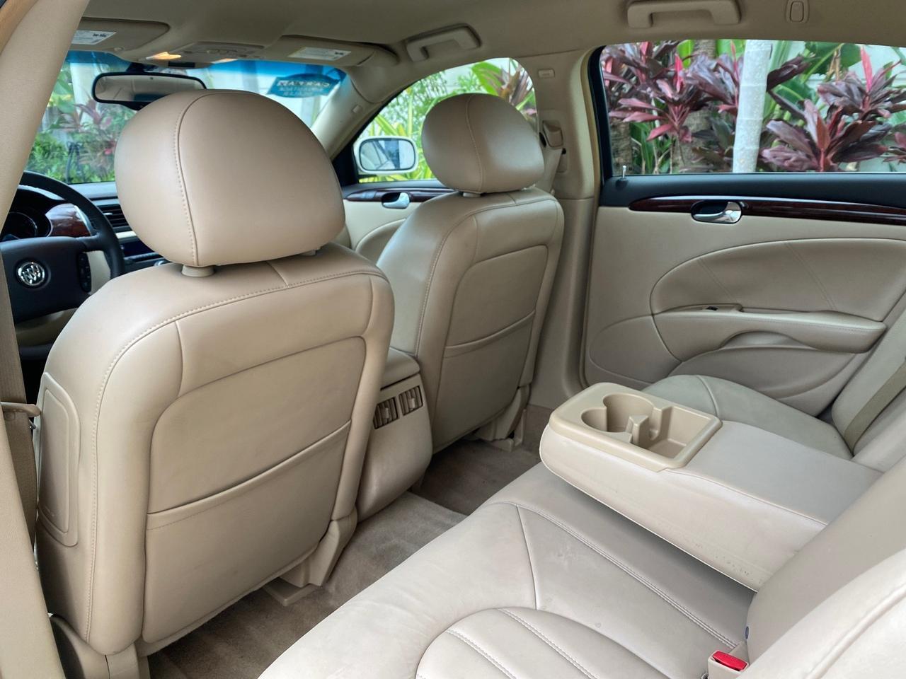 2011 Buick Lucerne CXL LOW MILES 39,527 Pompano Beach FL