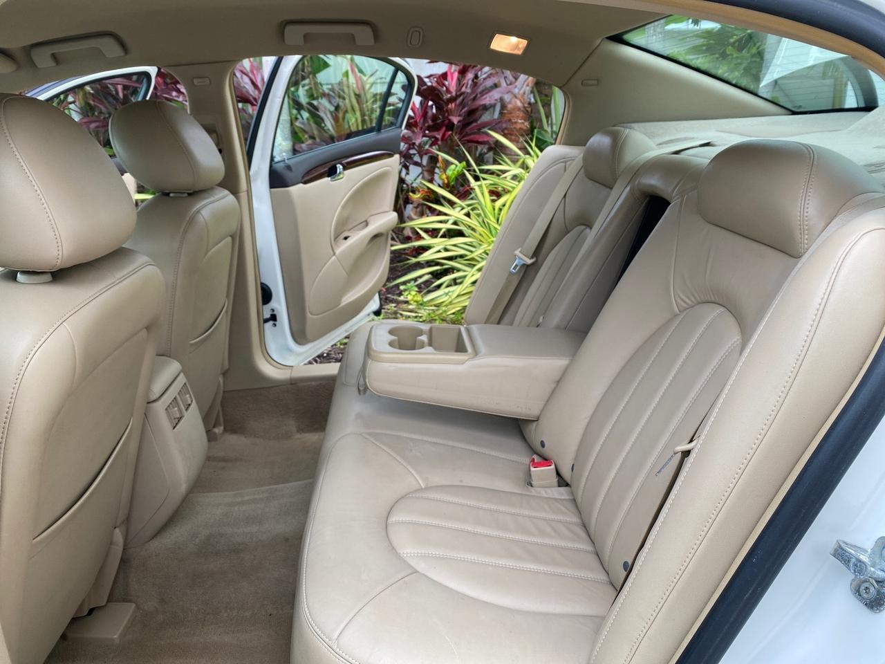 2011 Buick Lucerne CXL LOW MILES 39,527 Pompano Beach FL
