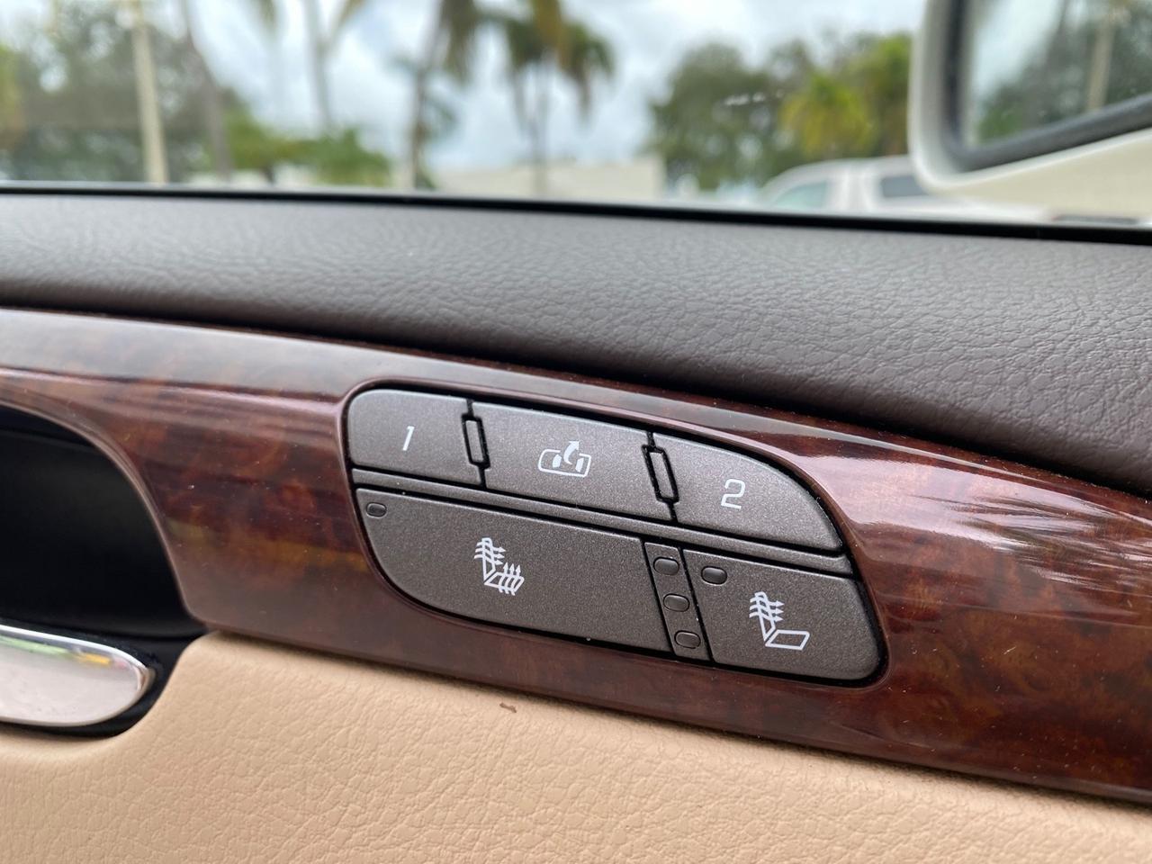 2011 Buick Lucerne CXL LOW MILES 39,527 Pompano Beach FL