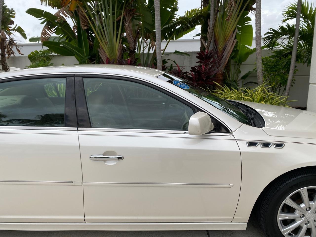 2011 Buick Lucerne CXL LOW MILES 39,527 Pompano Beach FL