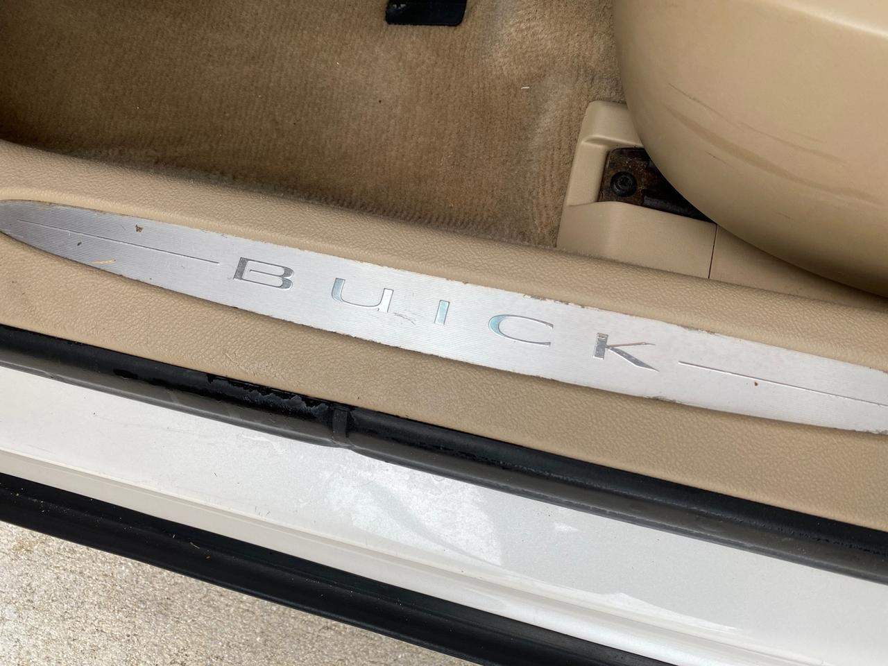 2011 Buick Lucerne CXL LOW MILES 39,527 Pompano Beach FL