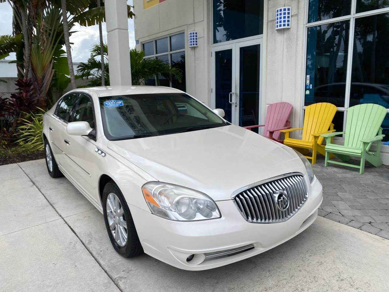 2011 Buick Lucerne CXL LOW MILES 39,527