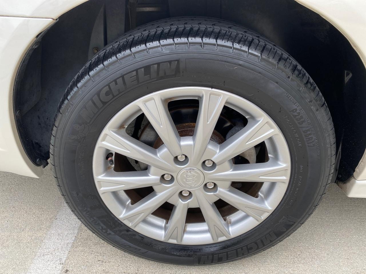 2011 Buick Lucerne CXL LOW MILES 39,527 Pompano Beach FL