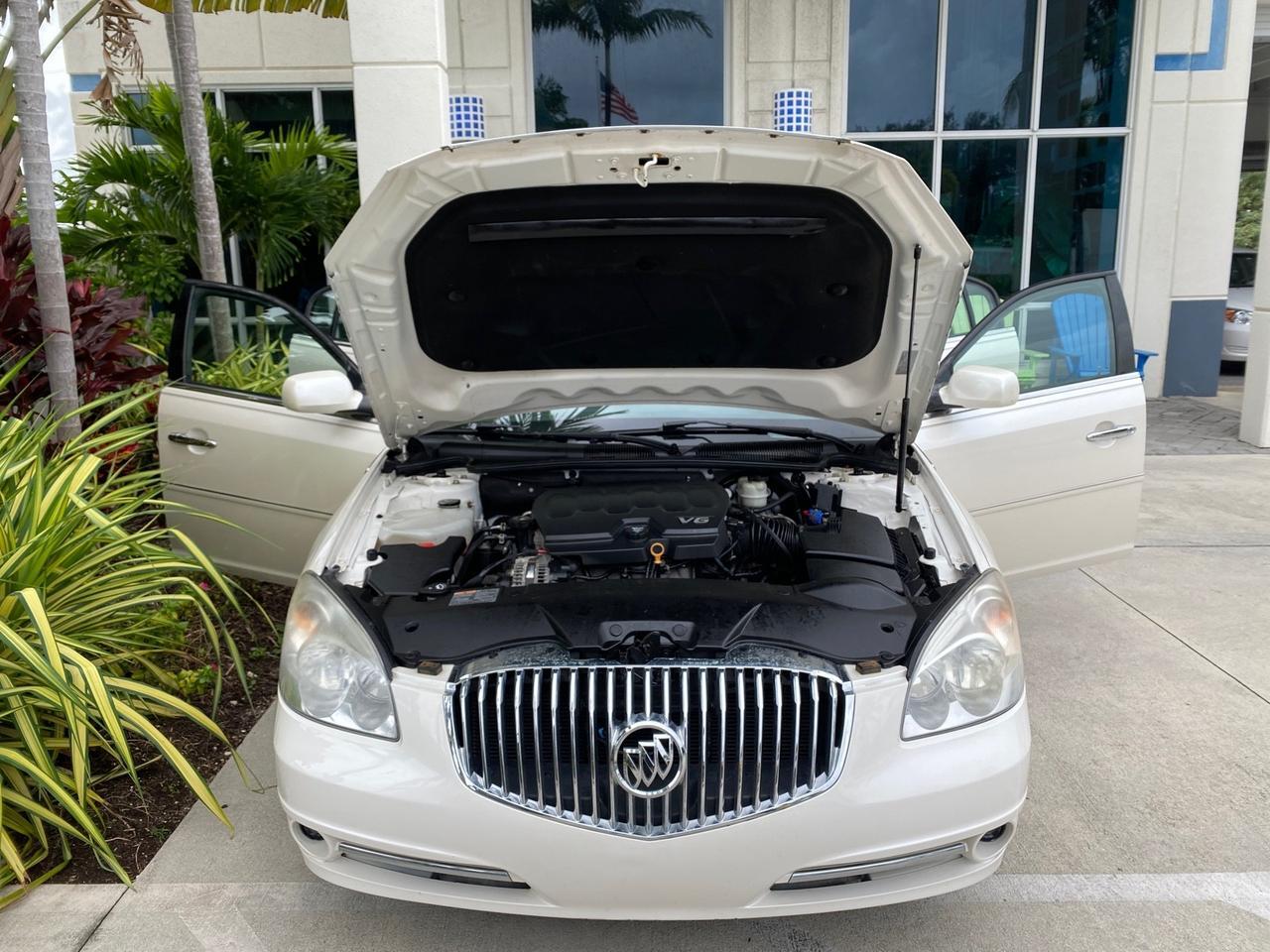 2011 Buick Lucerne CXL LOW MILES 39,527 Pompano Beach FL