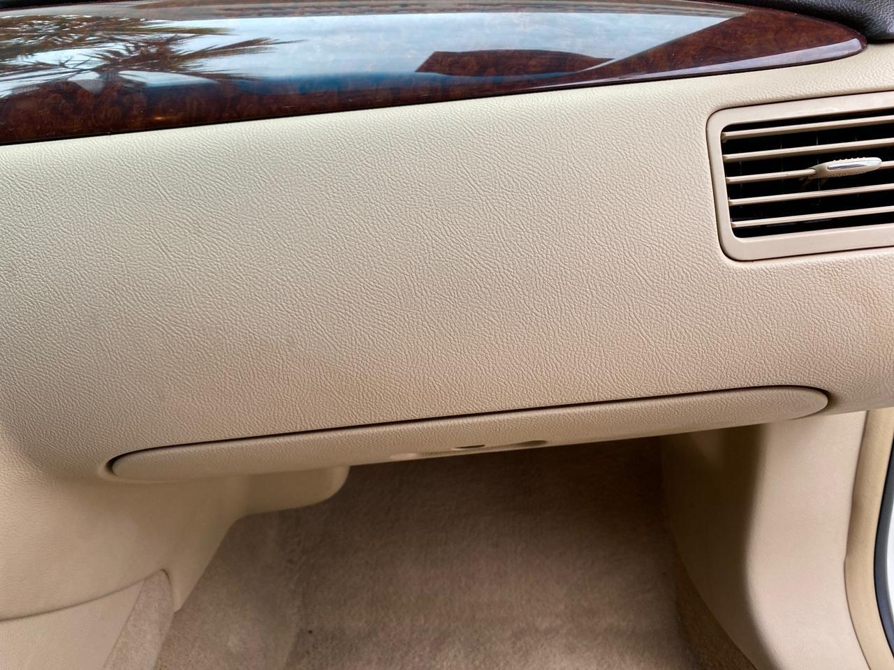 2011 Buick Lucerne CXL LOW MILES 39,527 Pompano Beach FL