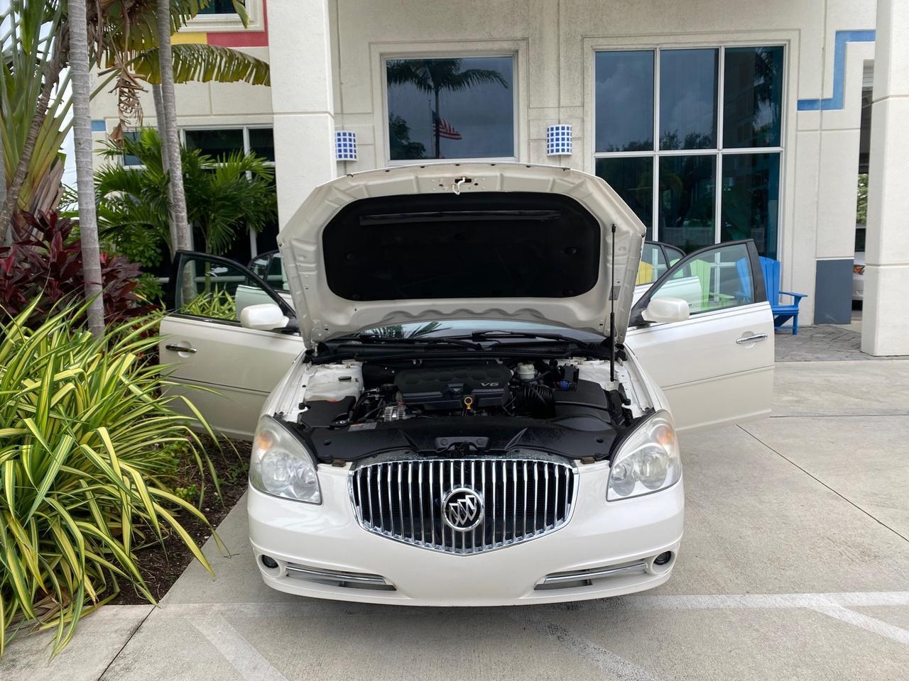 2011 Buick Lucerne CXL LOW MILES 39,527 Pompano Beach FL