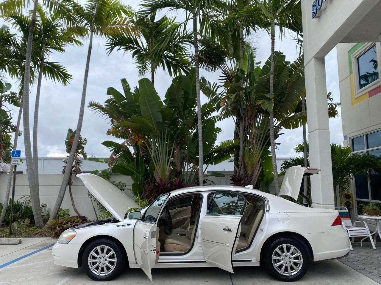 2011 Buick Lucerne CXL LOW MILES 39,527 Pompano Beach FL