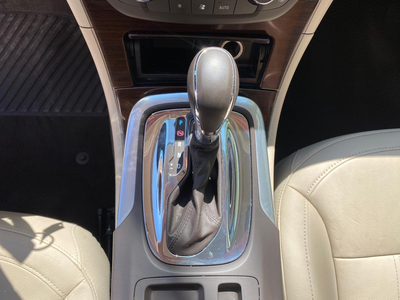 2011 Buick Regal SEDAN CXL LOW MILES 35,816 Pompano Beach FL