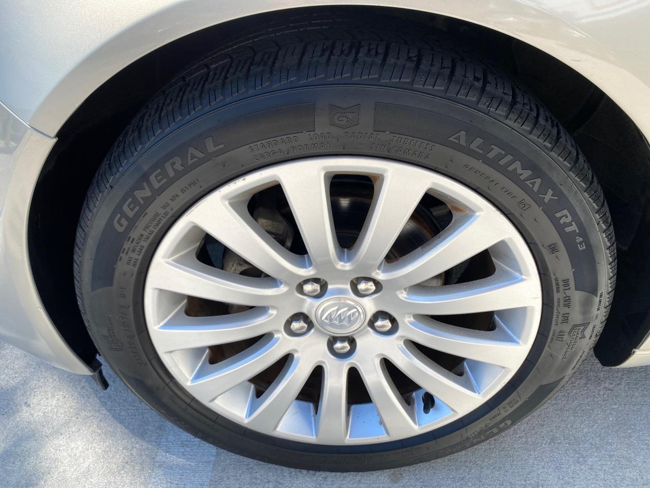 2011 Buick Regal SEDAN CXL LOW MILES 35,816 Pompano Beach FL