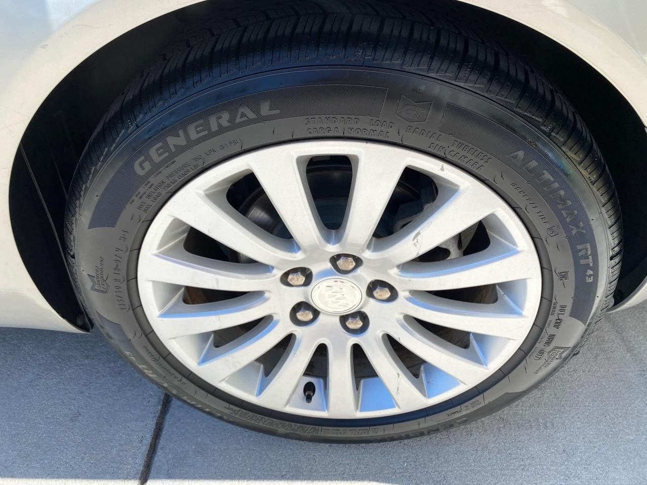 2011 Buick Regal SEDAN CXL LOW MILES 35,816 Pompano Beach FL