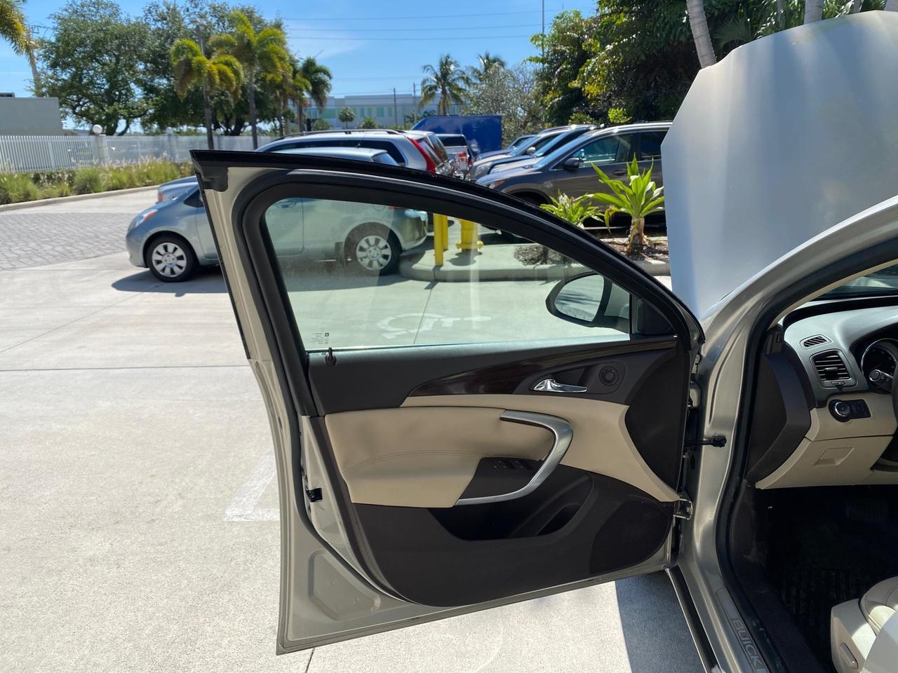 2011 Buick Regal SEDAN CXL LOW MILES 35,816 Pompano Beach FL