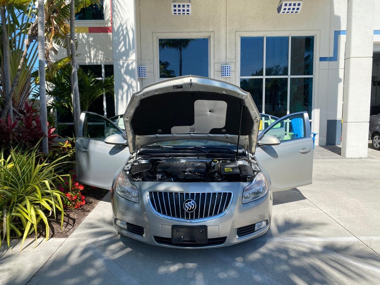 2011 Buick Regal SEDAN CXL LOW MILES 35,816 Pompano Beach FL