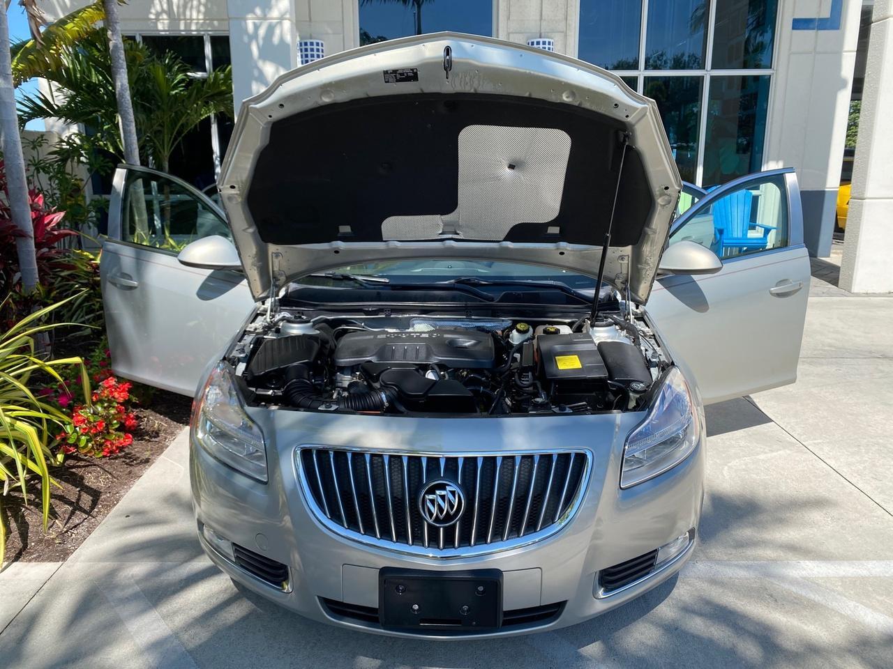 2011 Buick Regal SEDAN CXL LOW MILES 35,816 Pompano Beach FL