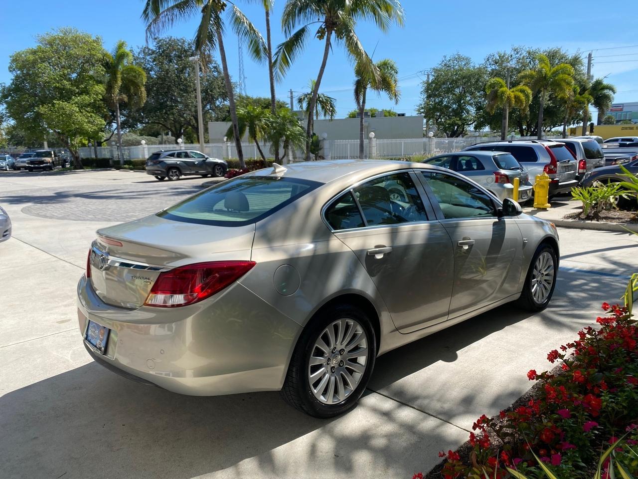 2011 Buick Regal SEDAN CXL LOW MILES 35,816 Pompano Beach FL