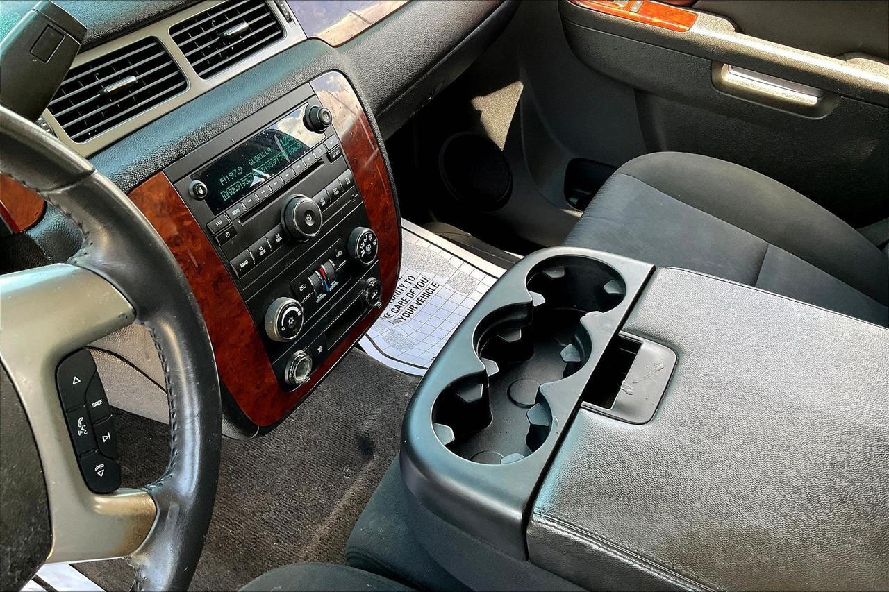 2011 CHEVROLET AVALANCHE LS Houston TX