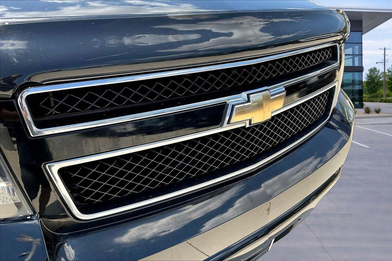 2011 CHEVROLET AVALANCHE LS Houston TX