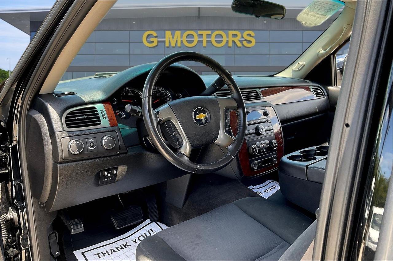2011 CHEVROLET AVALANCHE LS Houston TX