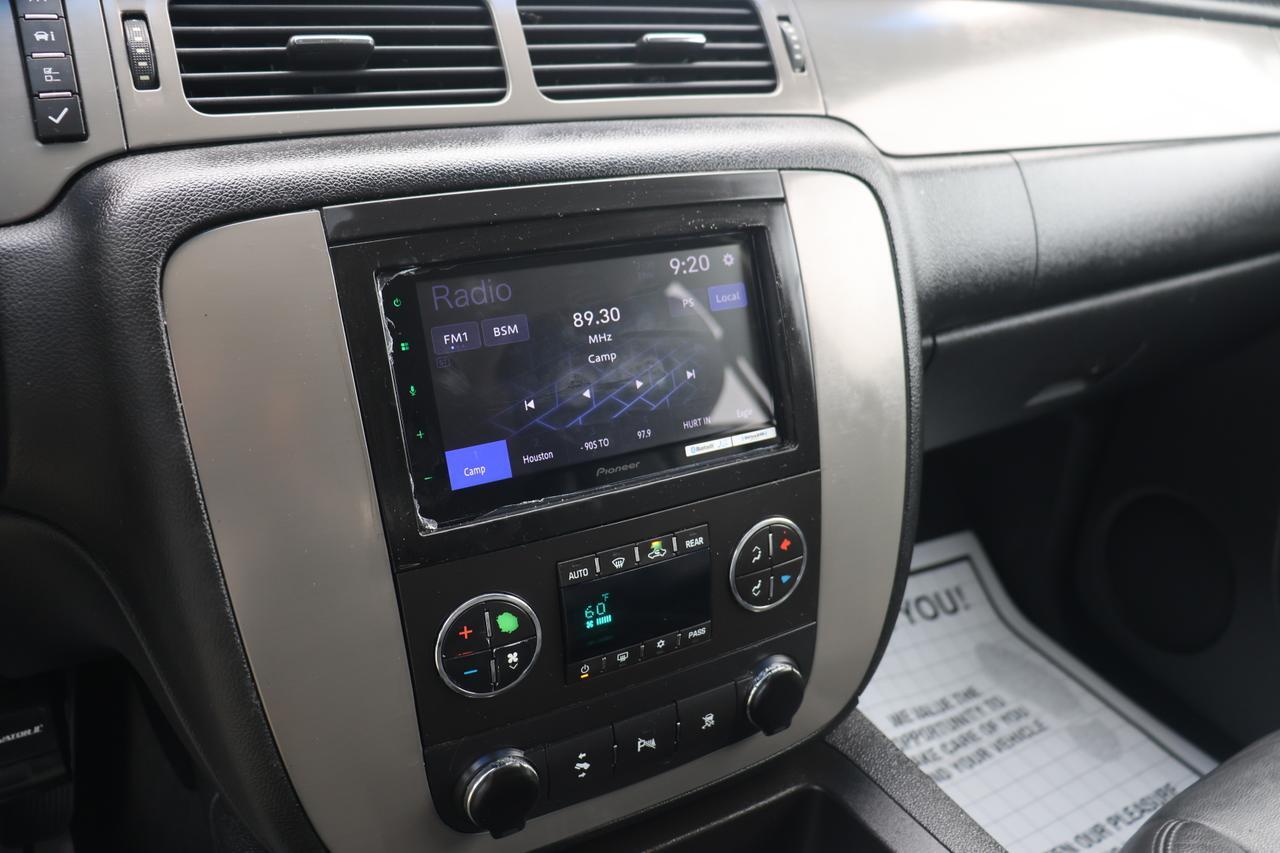 2011 CHEVROLET TAHOE 1500 LT Houston TX