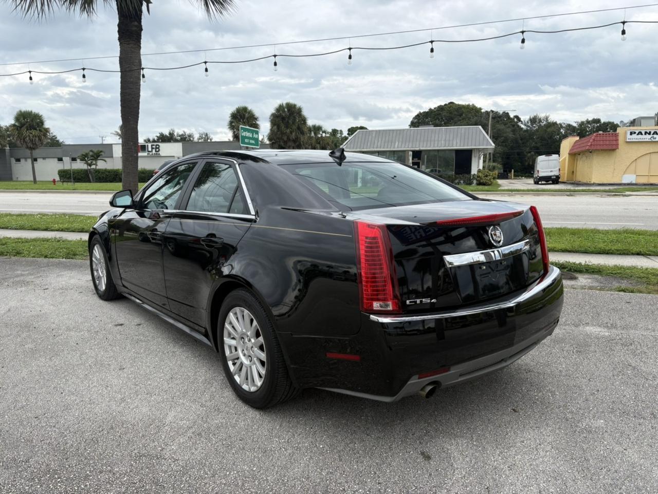 2011 Cadillac CTS Sedan Luxury