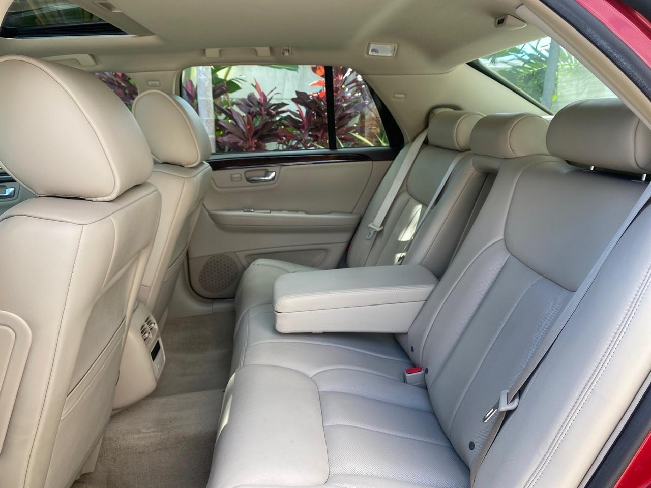 2011 Cadillac DTS LOW MILES 66,888 1 OWNER Pompano Beach FL