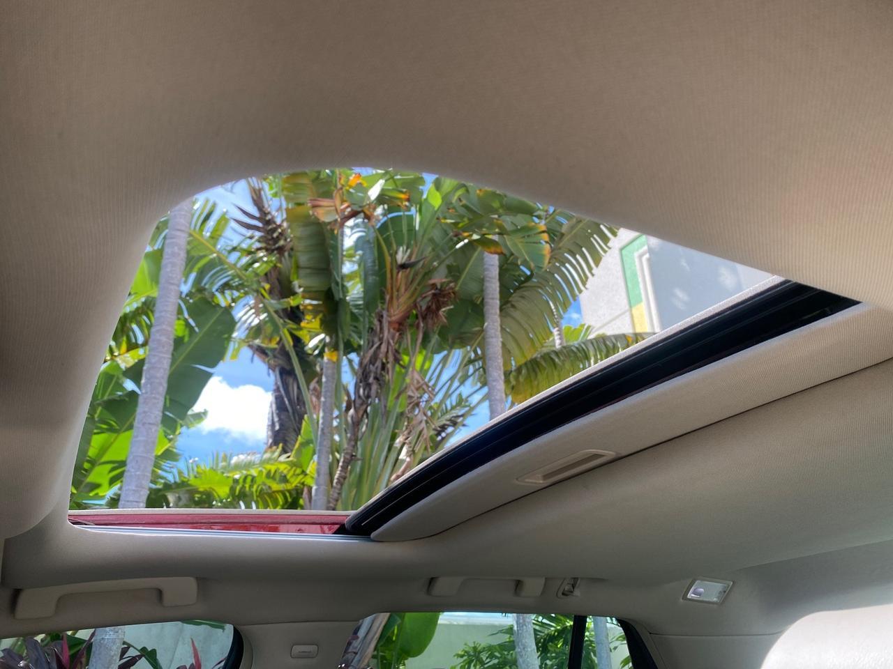 2011 Cadillac DTS LOW MILES 66,888 1 OWNER Pompano Beach FL