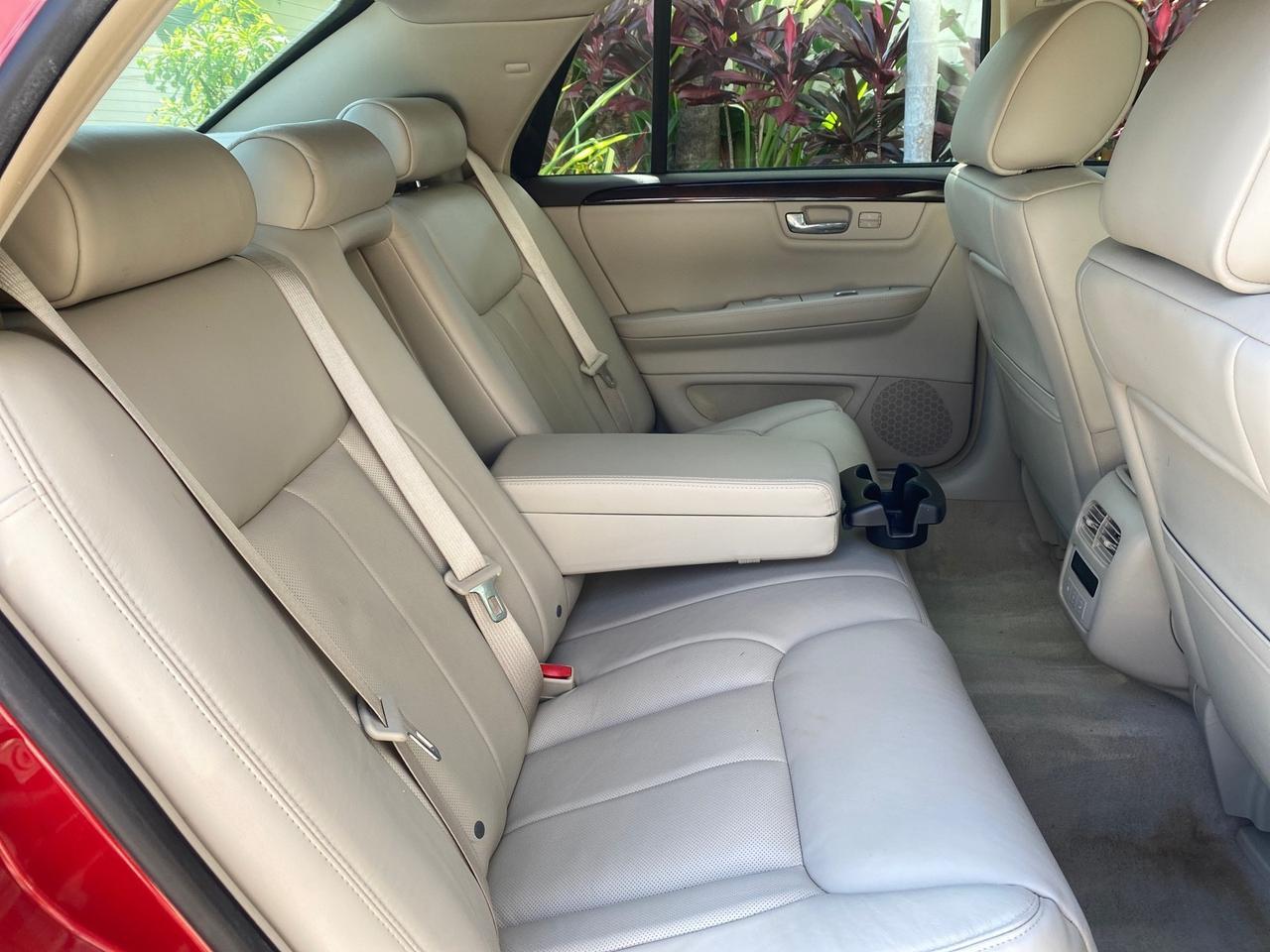 2011 Cadillac DTS LOW MILES 66,888 1 OWNER Pompano Beach FL