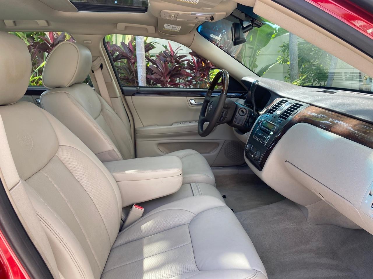 2011 Cadillac DTS LOW MILES 66,888 1 OWNER Pompano Beach FL