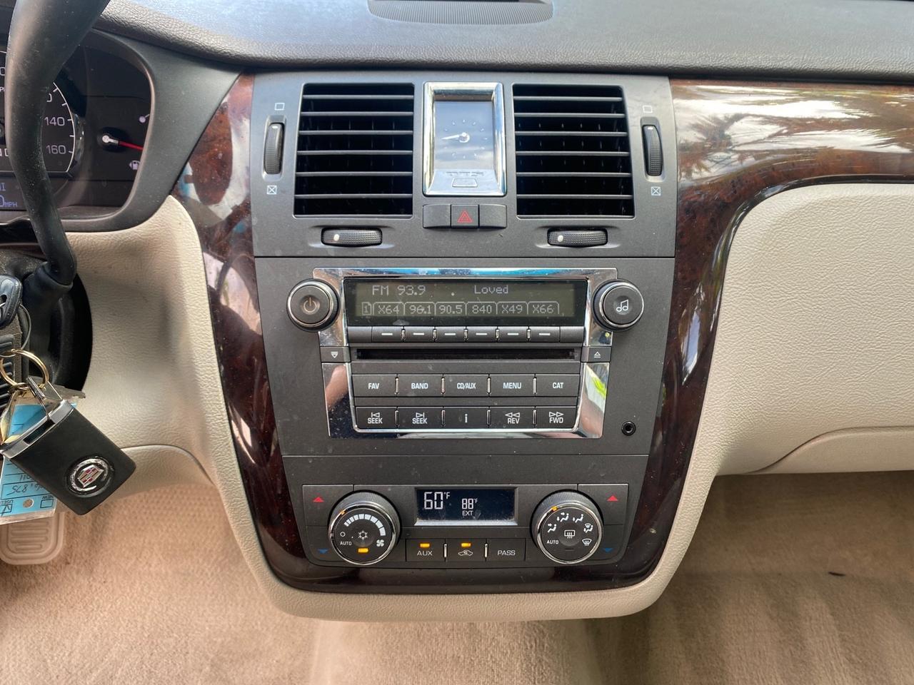 2011 Cadillac DTS LOW MILES 66,888 1 OWNER Pompano Beach FL