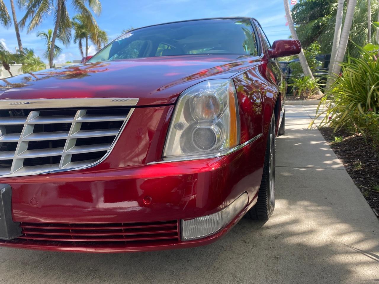 2011 Cadillac DTS LOW MILES 66,888 1 OWNER Pompano Beach FL